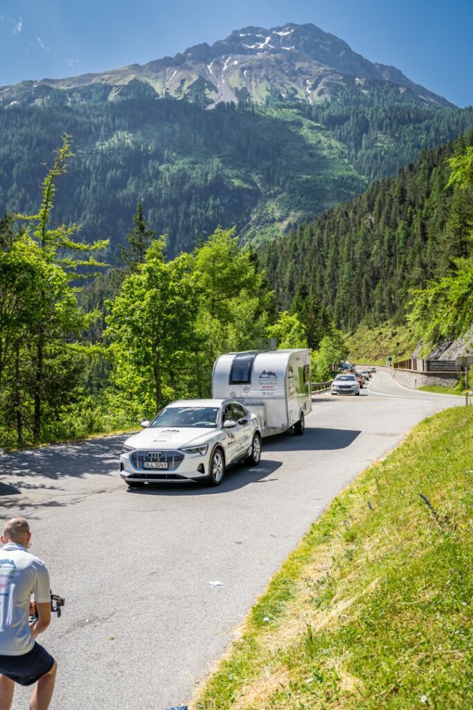 elektrisches Caravan-Gespann: Camping und Elektromobilität